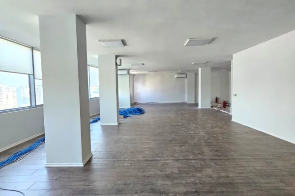 🏢🔥 Ambjent Biznesi Premium per Shitje – Ideal per Kompani & Investim 🔥🏢
