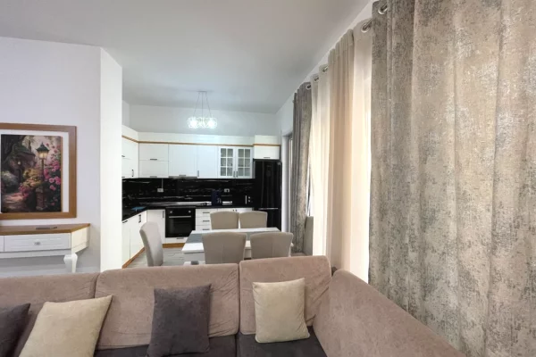 Shtepi me qera Apartament ne Tirane, 2+1, Mobilimi E mobiluar, Pagesa 120,000  Leke.