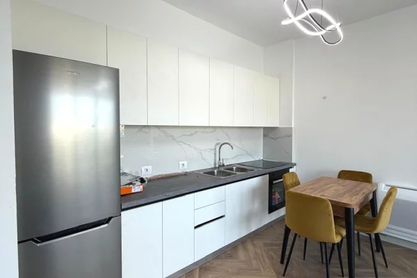 Shtepi me qera Apartament ne Tirane, 1+1, Mobilimi E mobiluar, Pagesa 60,000  Leke.