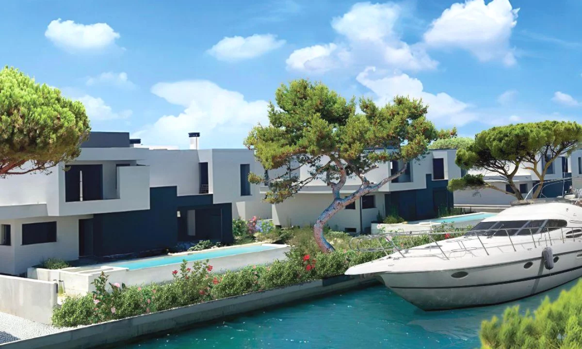 Shtepi ne shitje Duplex(shtepi me 2 kate) ne Durres, 2+1, Mobilimi Bosh, pa mobiluar, Pagesa 265,000  Euro.