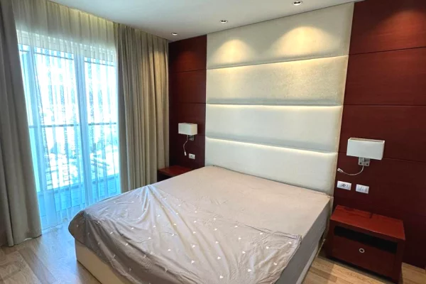 Shtepi ne shitje Apartament ne Tirane, 2+1, Mobilimi E mobiluar, Pagesa 150,000  Leke.
