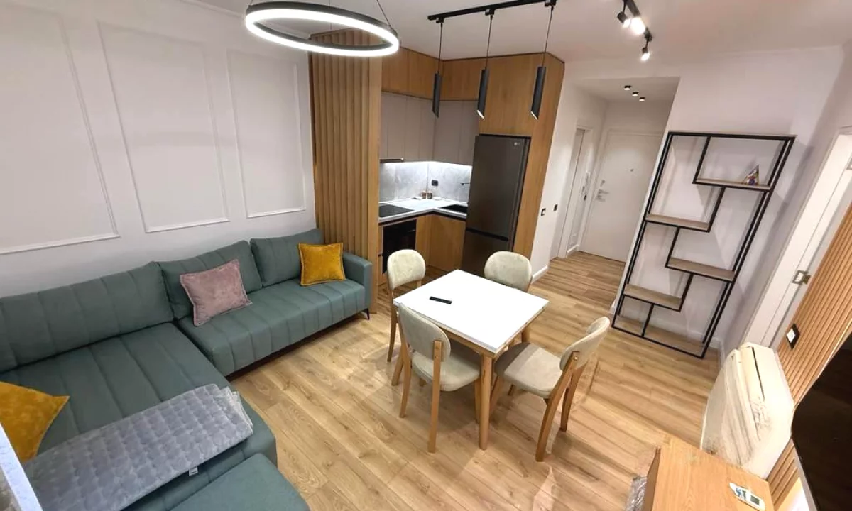 Shtepi me qera Apartament ne Tirane, 1+1, Mobilimi E mobiluar, Pagesa 80,000  Leke.
