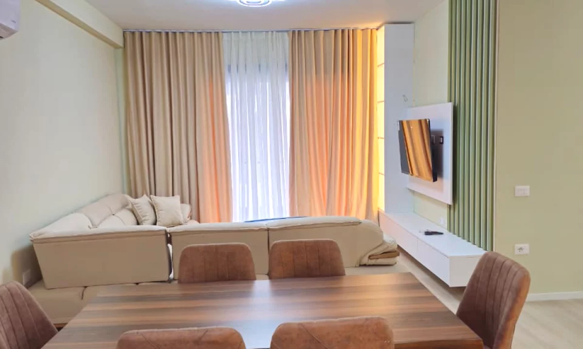Shtepi me qera Apartament ne Tirane, 2+1, Mobilimi E mobiluar, Pagesa 1,200  Euro.