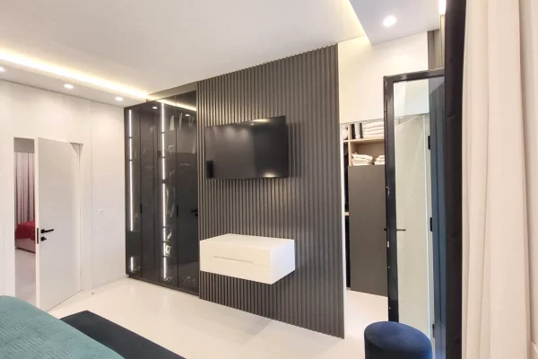 Shtepi ne shitje Vila Luksoze ne Tirane, 4+1, Mobilimi E mobiluar, Pagesa 700,000  Euro.