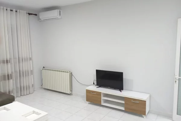 ✨ Apartament 2+1+2 me Qira – Rrethi i Komunës së Parisit ✨