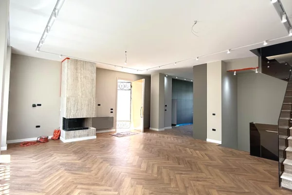 Shtepi me qera Vila Luksoze ne Tirane, 4+1, Mobilimi Pjeserisht e mobiluar, Pagesa 6,000  Euro.