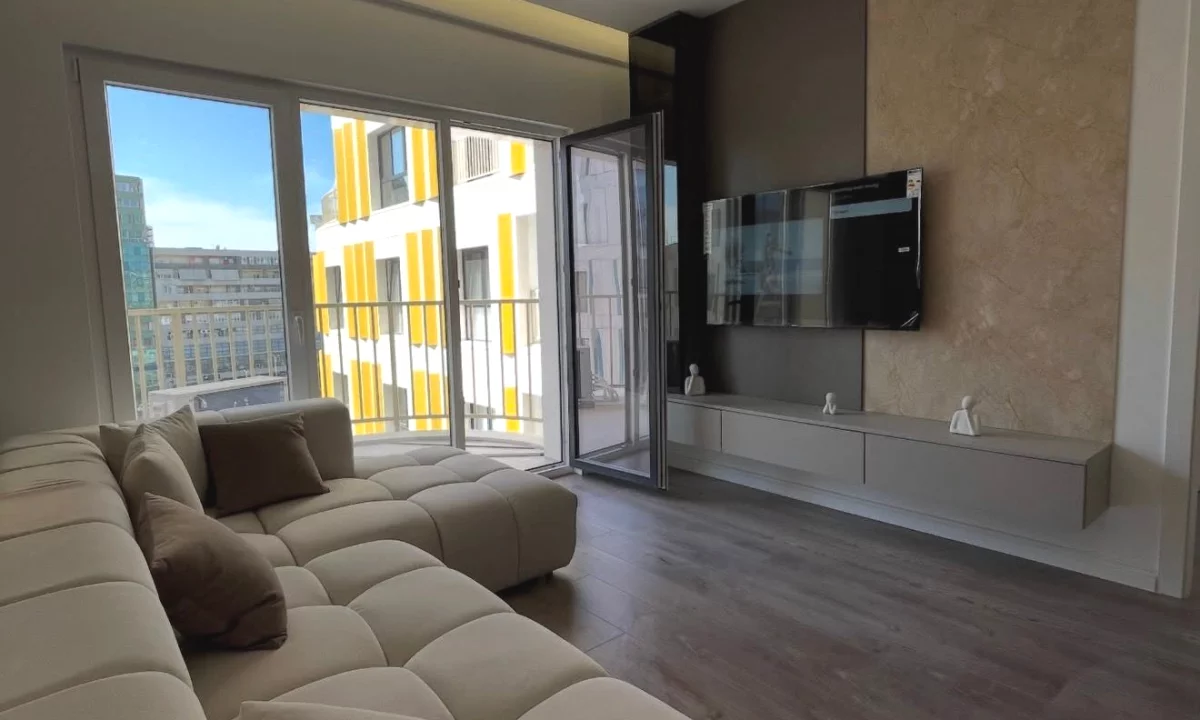 Shtepi me qera Apartament ne Tirane, 2+1, Mobilimi E mobiluar, Pagesa 900  Euro.