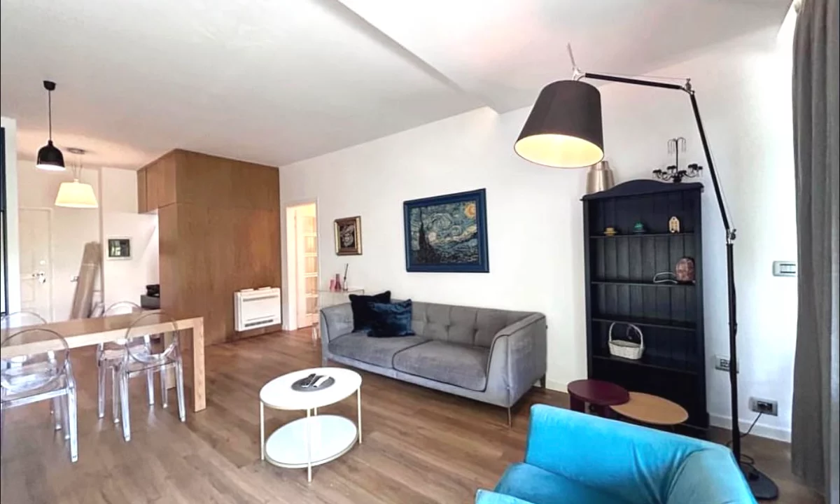 Shtepi me qera Apartament ne Tirane, 2+1, Mobilimi E mobiluar, Pagesa 1,000  Euro.