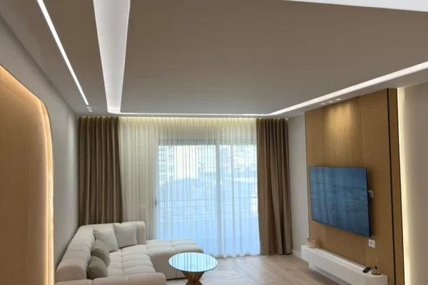 Shtepi ne shitje Apartament ne Tirane, 2+1, Mobilimi E mobiluar, Pagesa 16,500,000  Leke.