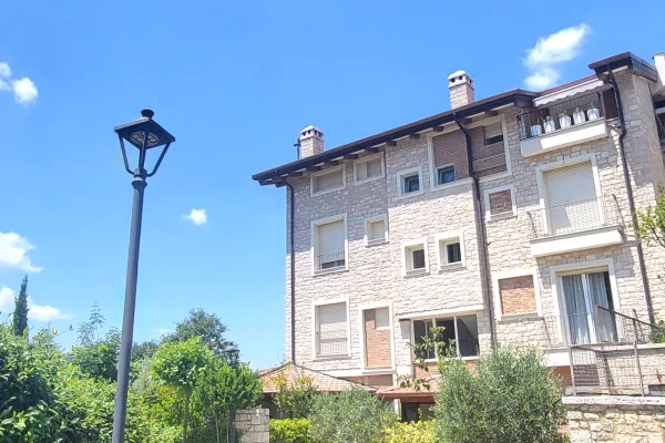 ✨ JEPET ME QIRA APARTAMENT 2+1 + 2 POSTE PARKIMI NË SECRET GARDEN – PRANË TEG ✨