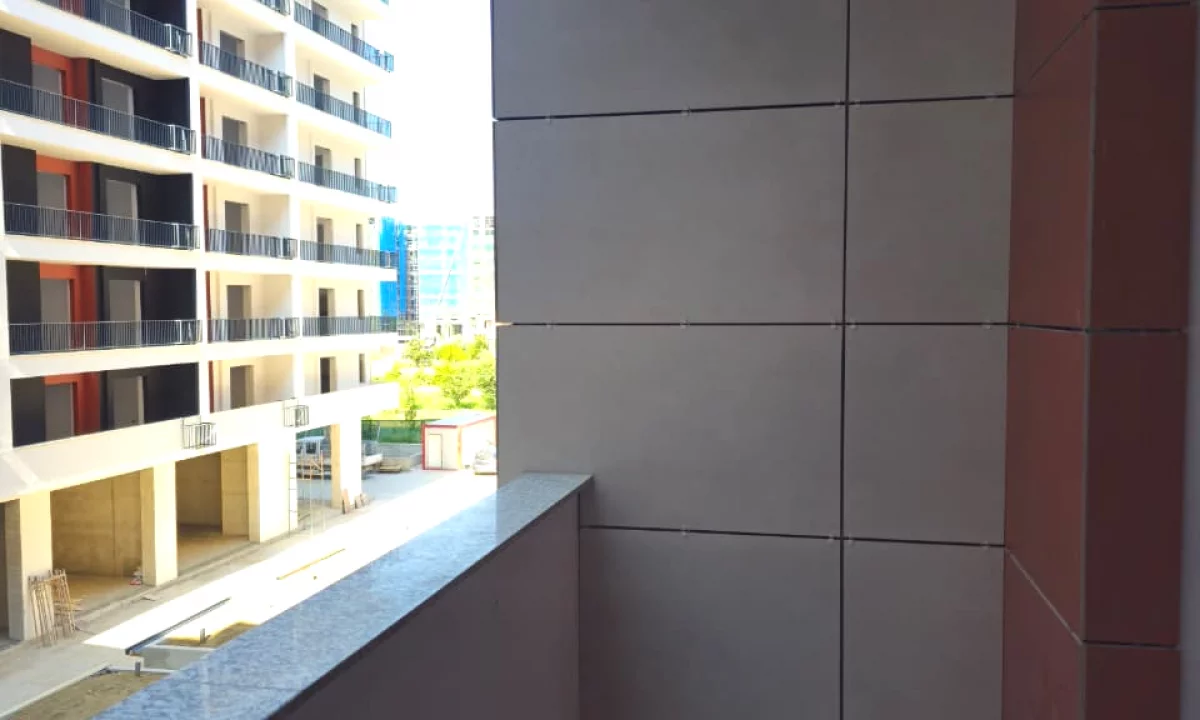 Shtepi ne shitje Apartament ne Tirane, 1+1, Mobilimi Bosh, pa mobiluar, Pagesa 90,035  Euro.