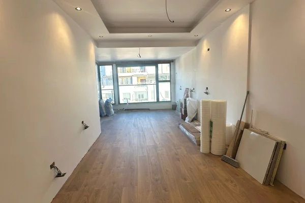 Shtepi ne shitje Apartament ne Tirane, 2+1, Mobilimi Bosh, pa mobiluar, Pagesa 290,000  Euro.