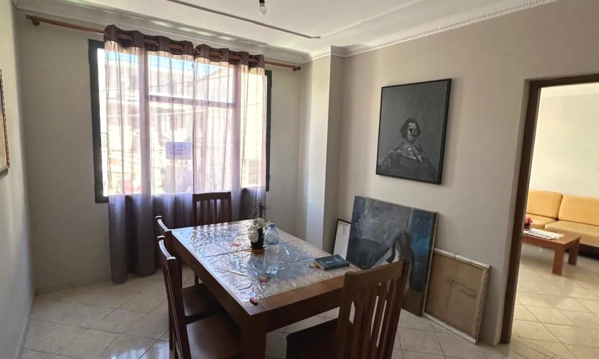Shtepi me qera Apartament ne Tirane, 1+1, Mobilimi E mobiluar, Pagesa 600  Euro.