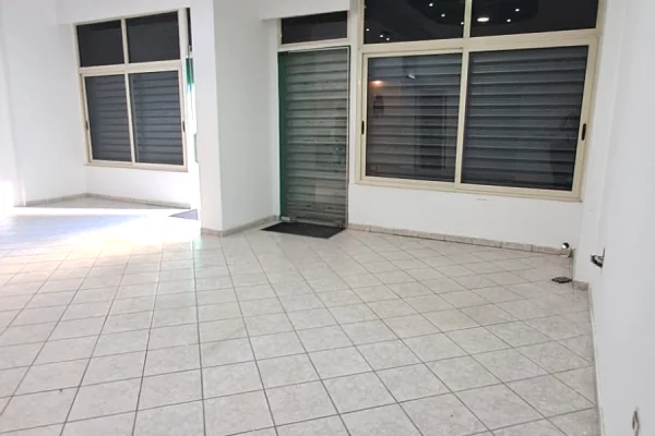 🏢✨ Jepet me Qira Ambient Biznesi prane Kompleksit Square 21, Tirane ✨🏢