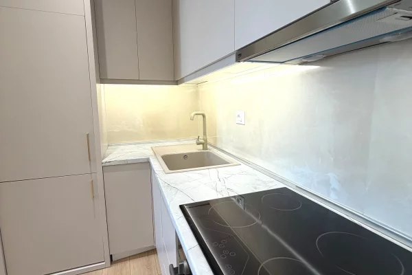 Shtepi ne shitje Apartament ne Tirane, 2+1, Mobilimi E mobiluar, Pagesa 235,000  Euro.