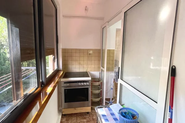 Shtepi me qera Apartament ne Tirane, 1+1, Mobilimi E mobiluar, Pagesa 45,000  Leke.