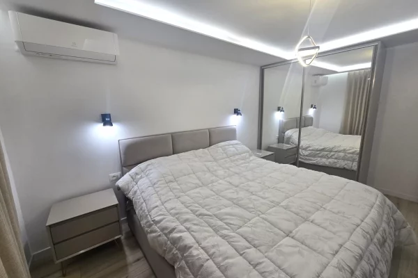 Shtepi ne shitje Apartament ne Tirane, 2+1, Mobilimi E mobiluar, Pagesa 188,000  Euro.