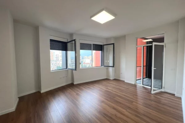 Ambient biznesi me qera 1+1 ne Tirane - 1,500 Euro