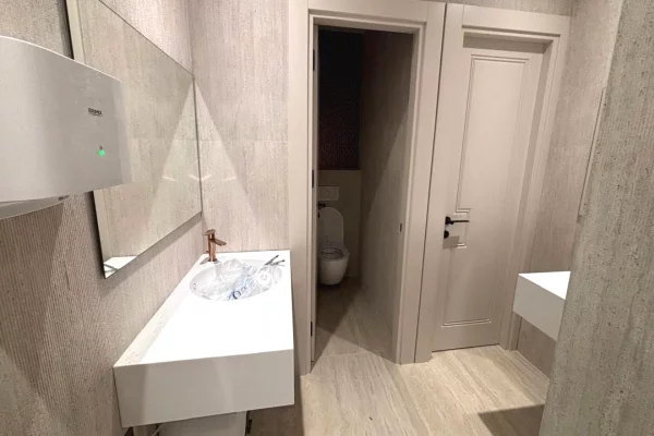 🏢✨ Shitet Zyre Premium tek Kompleksi Delijorgji ✨🏢  