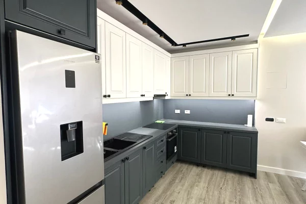 Shtepi ne shitje Apartament ne Tirane, 3+1, Mobilimi E mobiluar, Pagesa 200,000  Euro.