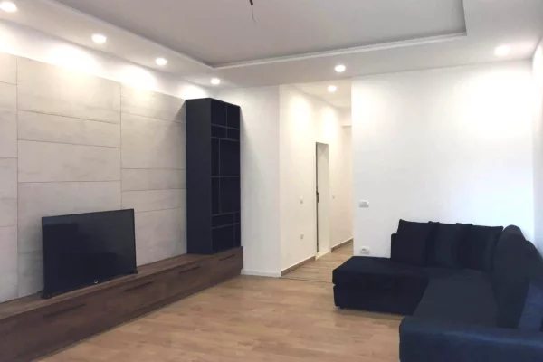 Shtepi me qera Apartament ne Tirane, 2+1, Mobilimi E mobiluar, Pagesa 70,000  Leke.