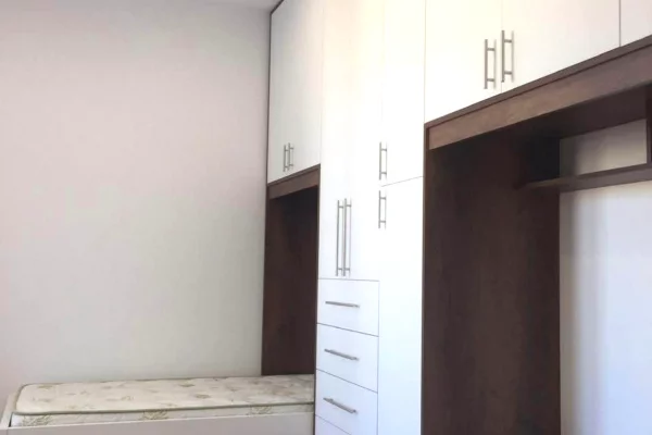 Shtepi me qera Apartament ne Tirane, 2+1, Mobilimi E mobiluar, Pagesa 70,000  Leke.