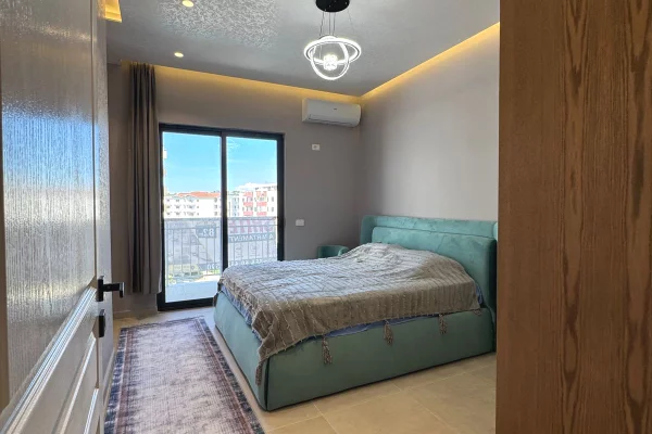 Shtepi ne shitje Apartament ne Durres, 1+1, Mobilimi E mobiluar, Pagesa 150,000  Euro.