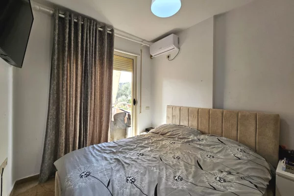 Shtepi me qera Apartament ne Tirane, 1+1, Mobilimi E mobiluar, Pagesa 38,000  Leke.