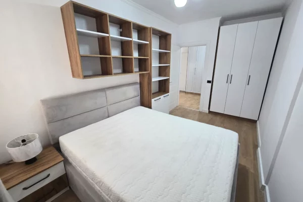 Shtepi ne shitje Apartament ne Tirane, 1+1, Mobilimi E mobiluar, Pagesa 12,100,000  Leke.