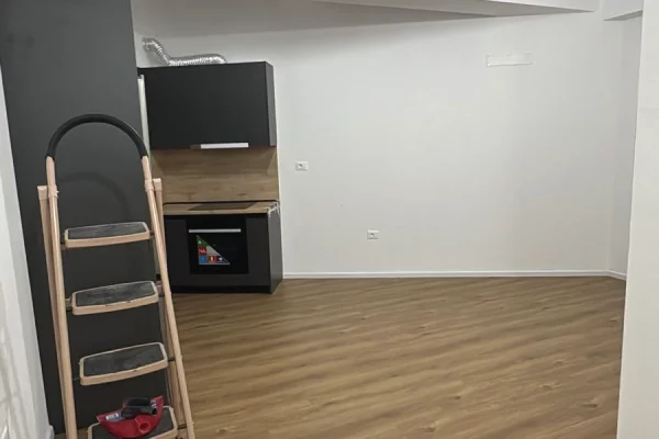 Apartment for rent in Tirana 1+1, Emty