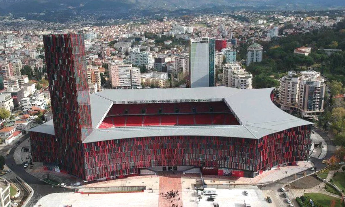 🏢✨ AMBIENT PREMIUM ME QIRA – PRANE STADIUMIT AIR ALBANIA ✨🏢