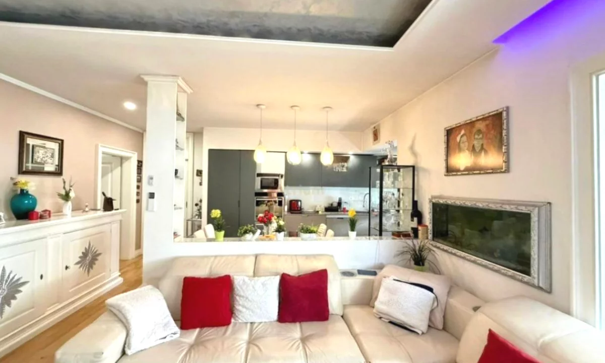 Apartment for sale in Tirana 3+1, Furnished