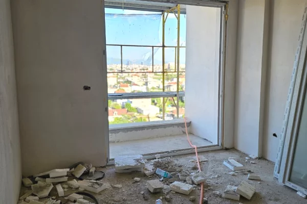 Apartment for sale in Tirana 2+1, Emty