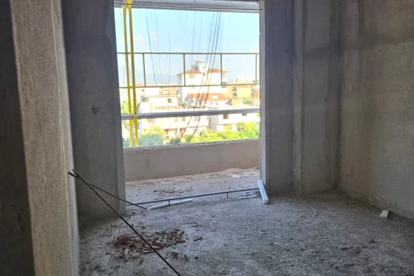 Apartment for sale in Tirana 1+1, Emty