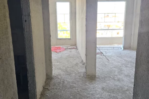 Apartment for sale in Tirana 1+1, Emty