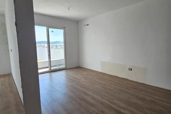 Apartment for sale in Tirana 1+1, Emty