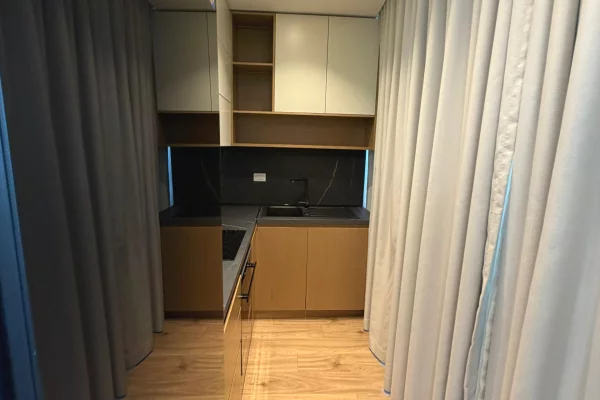 🏢 Ambient Zyrash me Qira | Lake View, Tirane