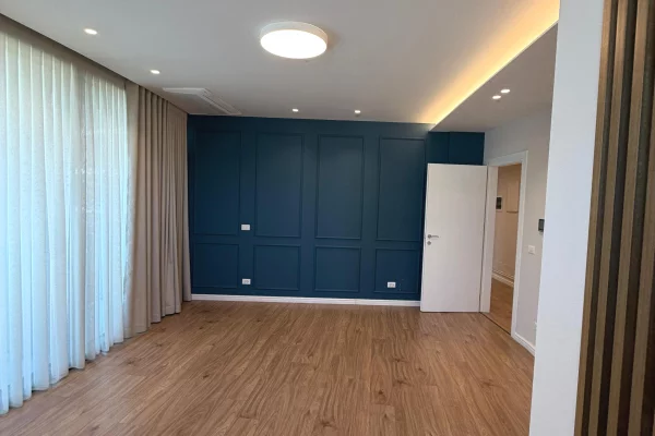 🏢 Ambient Zyrash me Qira | Lake View, Tirane
