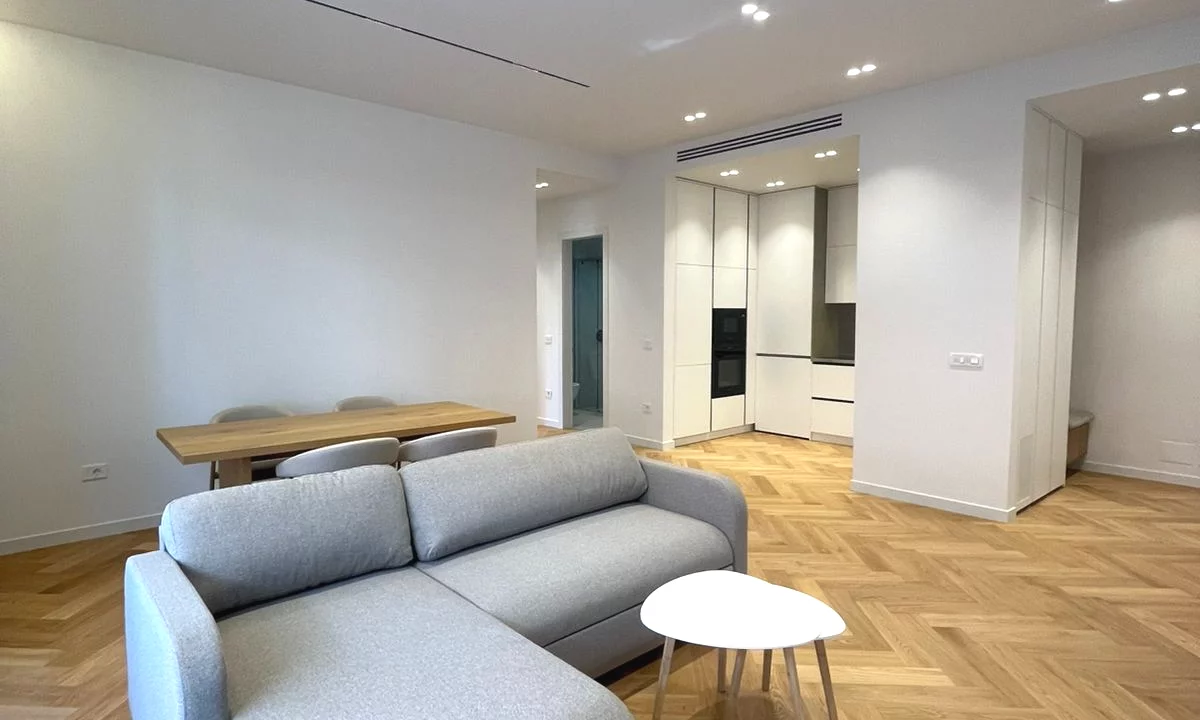 Shtepi me qera Apartament ne Tirane, 2+1, Mobilimi E mobiluar, Pagesa 1,500  Euro.