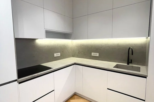 Shtepi me qera Apartament ne Tirane, 2+1, Mobilimi E mobiluar, Pagesa 1,500  Euro.