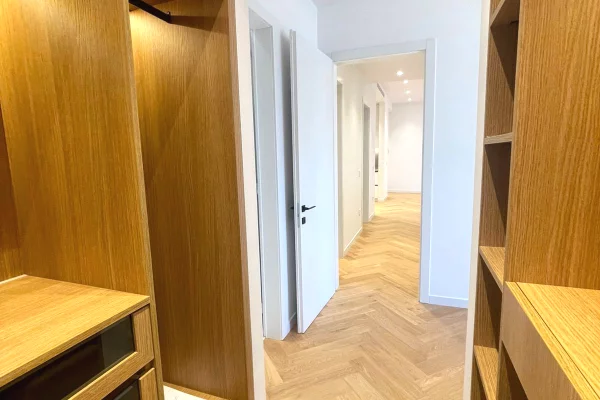 Shtepi me qera Apartament ne Tirane, 2+1, Mobilimi E mobiluar, Pagesa 1,500  Euro.