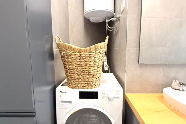Shtepi me qera Apartament ne Tirane, 2+1, Mobilimi E mobiluar, Pagesa 600  Euro.