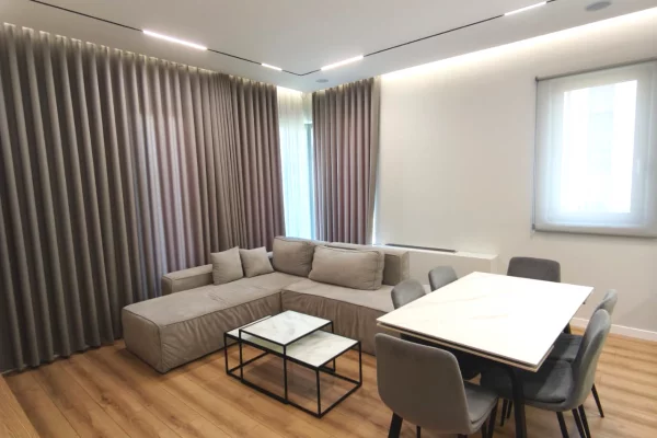 Shtepi me qera 3+1 ne Tirane - 1,700 Euro
