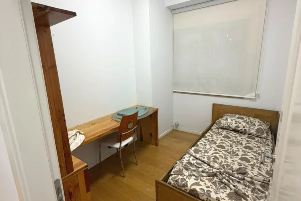 Shtepi me qera Duplex(shtepi me 2 kate) ne Tirane, 3+1, Mobilimi E mobiluar, Pagesa 1,400  Euro.