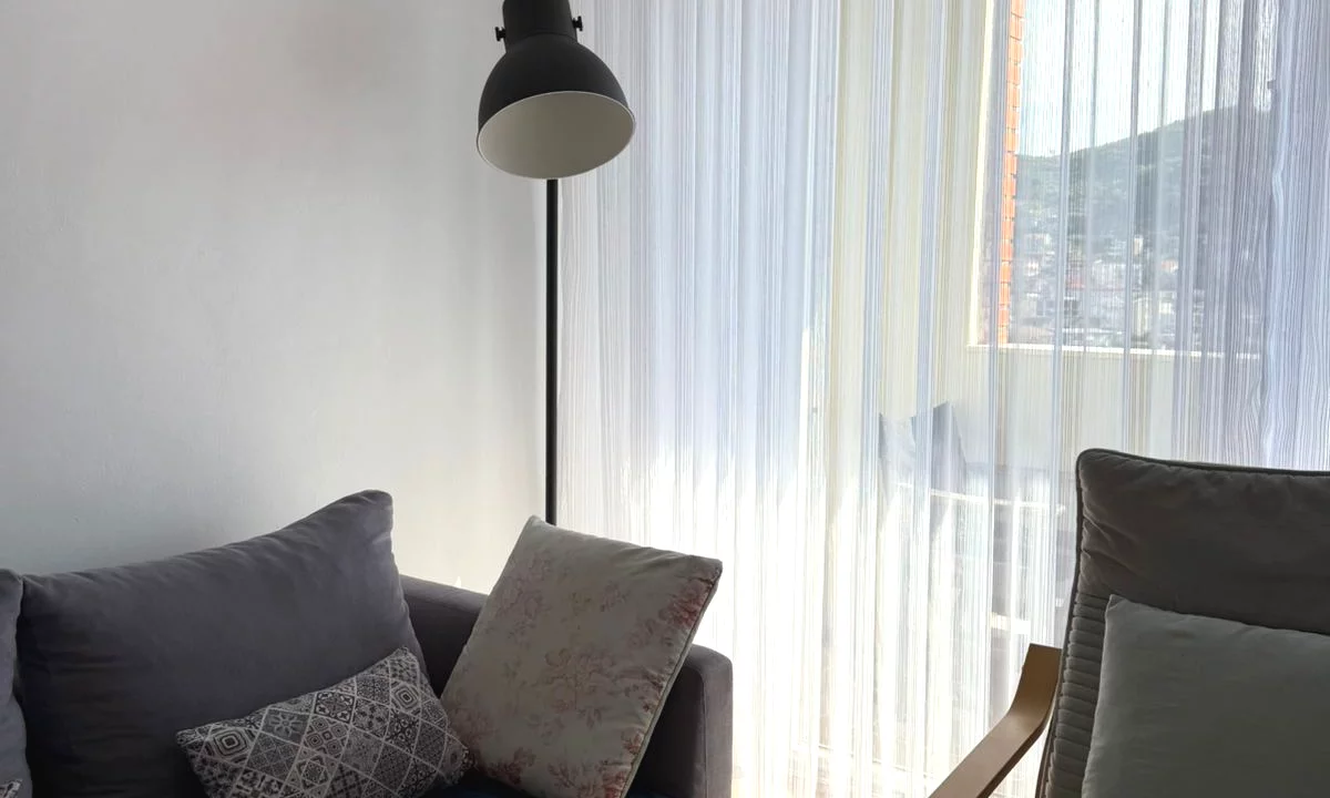 Shtepi me qera Apartament ne Tirane, 2+1, Mobilimi E mobiluar, Pagesa 600  Euro.
