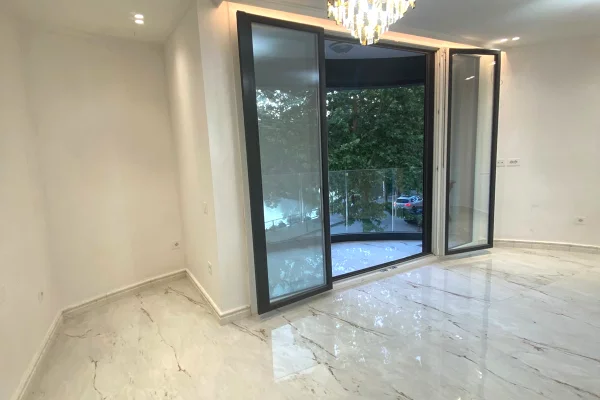 🏢 JEPET ME QIRA | ZYRE 2+1+2 📍 LIQENI I THATE, TIRANE