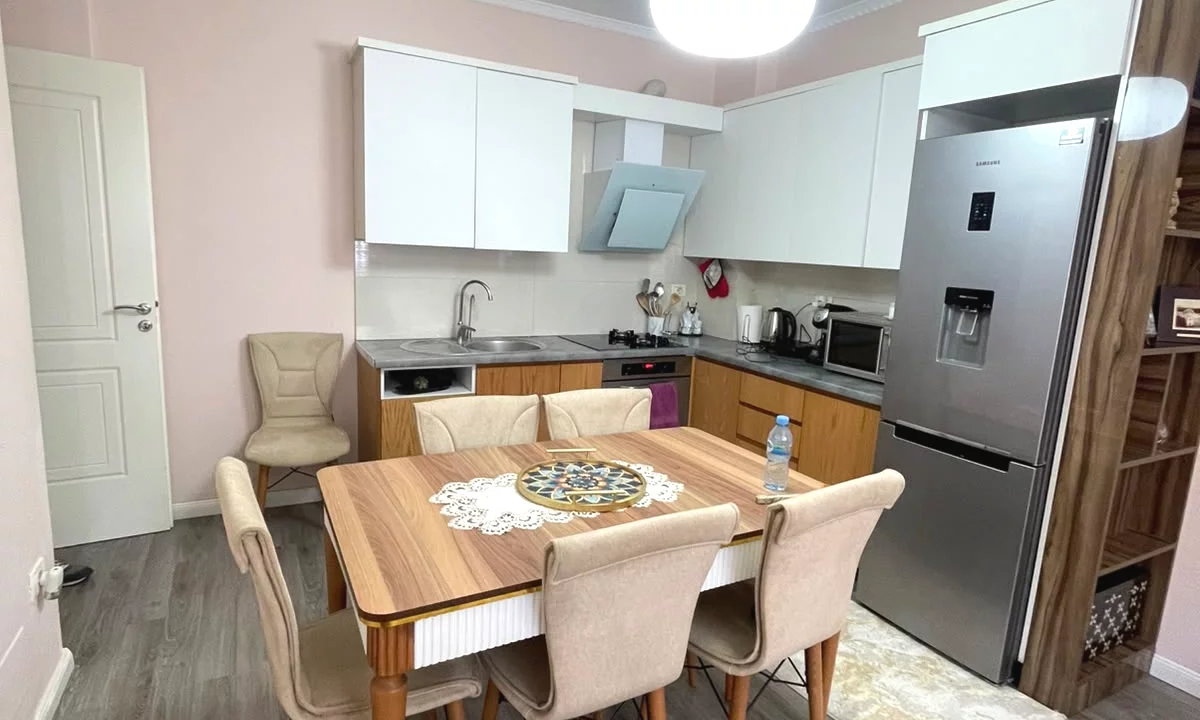 Shtepi me qera Apartament ne Tirane, 2+1, Mobilimi E mobiluar, Pagesa 55,000  Leke.