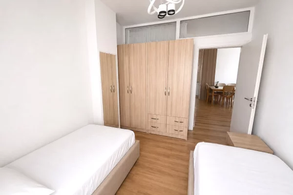 Shtepi ne shitje Apartament ne Tirane, 2+1, Mobilimi E mobiluar, Pagesa 145,000  Euro.