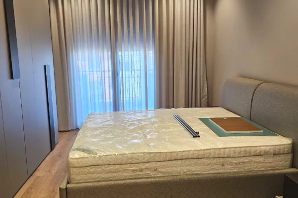 Shtepi me qera Apartament ne Tirane, 2+1, Mobilimi E mobiluar, Pagesa 1,500  Euro.