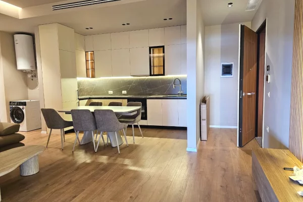 Shtepi me qera Apartament ne Tirane, 2+1, Mobilimi E mobiluar, Pagesa 1,500  Euro.